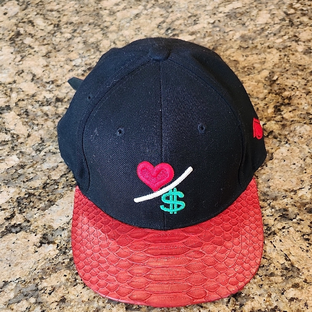 Heart and Dollar Sign Men's Cap -‎ Black and Red